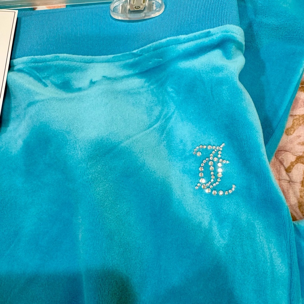 Juicy Couture Luxe Velour Pullover
Hoodie Tracksuit in Size L - Picture 14 of 16